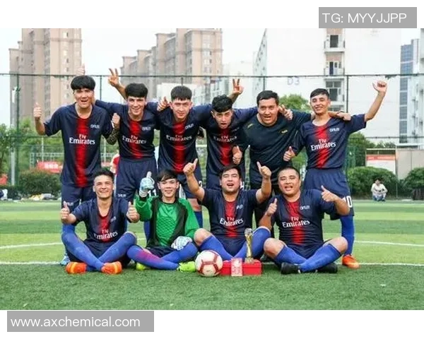 成都足球队与深圳足球队实力对比及赛后分析欧冠之路展望 成都足球队与深圳足球队实力对比及赛后分析欧冠之路展望